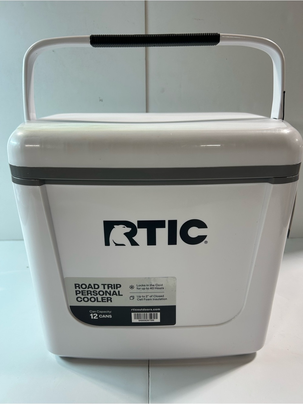 NEW RTIC 8QT Hard-Side Personal Cooler Road Trip Cooler (Fits 12 cans)
